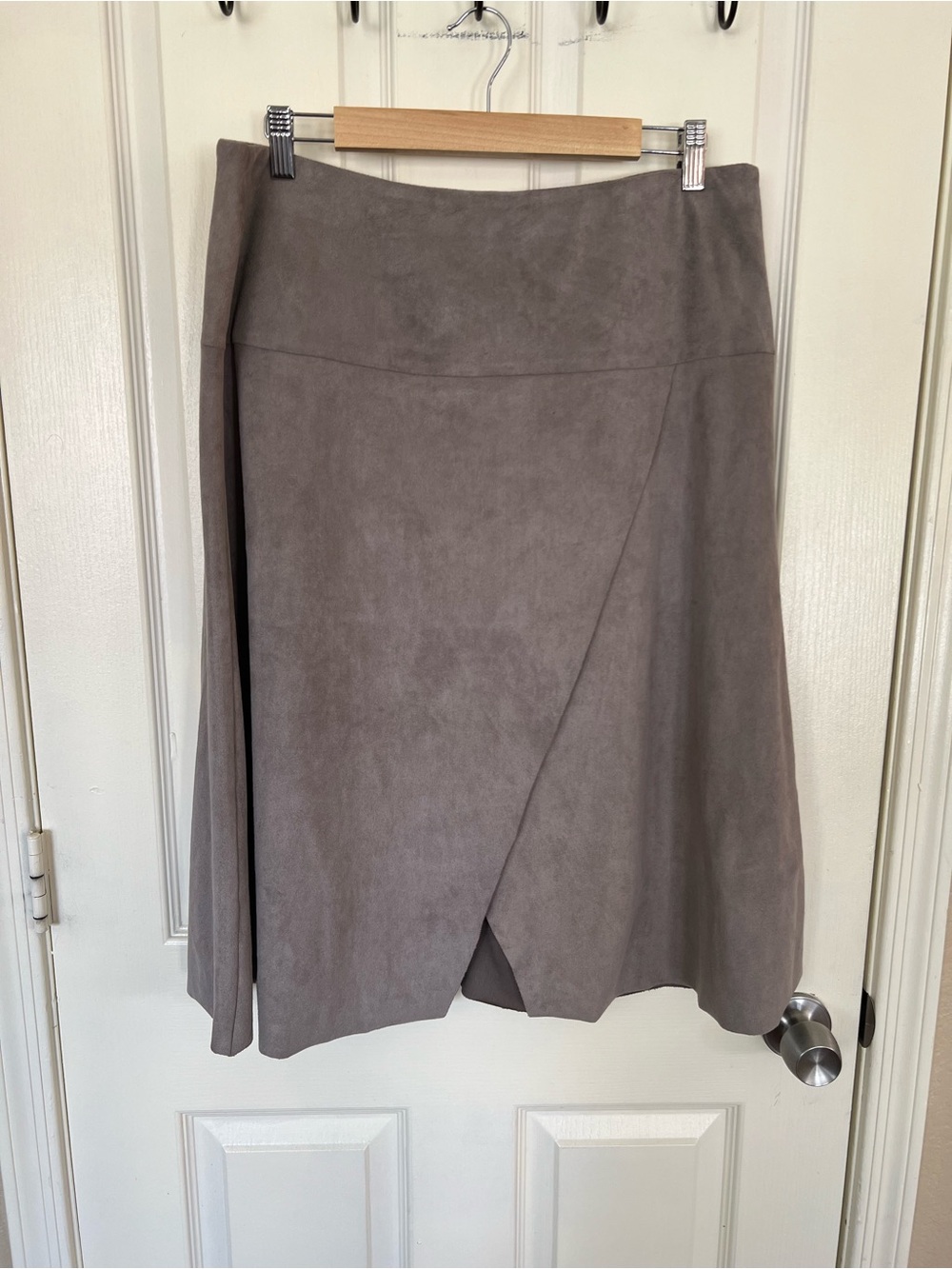 Soft Surroundings Faux Suede Wrap Midi Skirt Taupe Size Large Stretch Boho